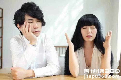咖喱咖喱吉他谱 C调弹唱谱 牛奶咖啡《咖喱咖喱》六线谱